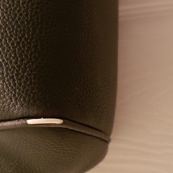 Tory Burch Marsden Tote - Picture 5 of 13